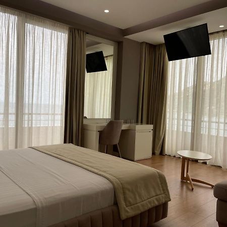 Paradise Beach Hotel ราดฮีมือ ภายนอก รูปภาพ