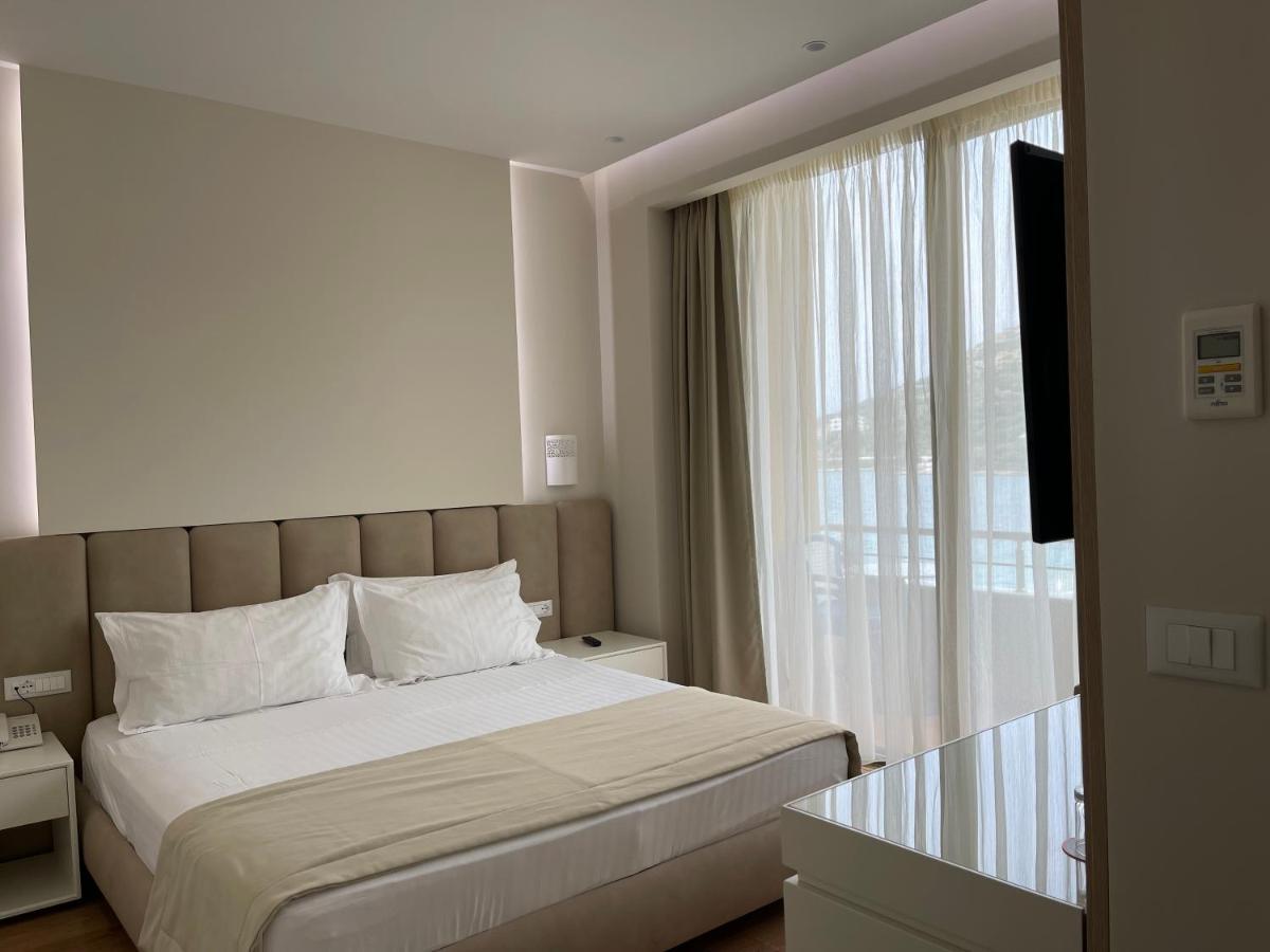 Paradise Beach Hotel ราดฮีมือ ภายนอก รูปภาพ