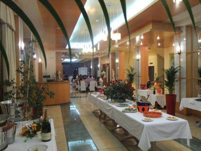 Paradise Beach Hotel ราดฮีมือ ร้านอาหาร รูปภาพ