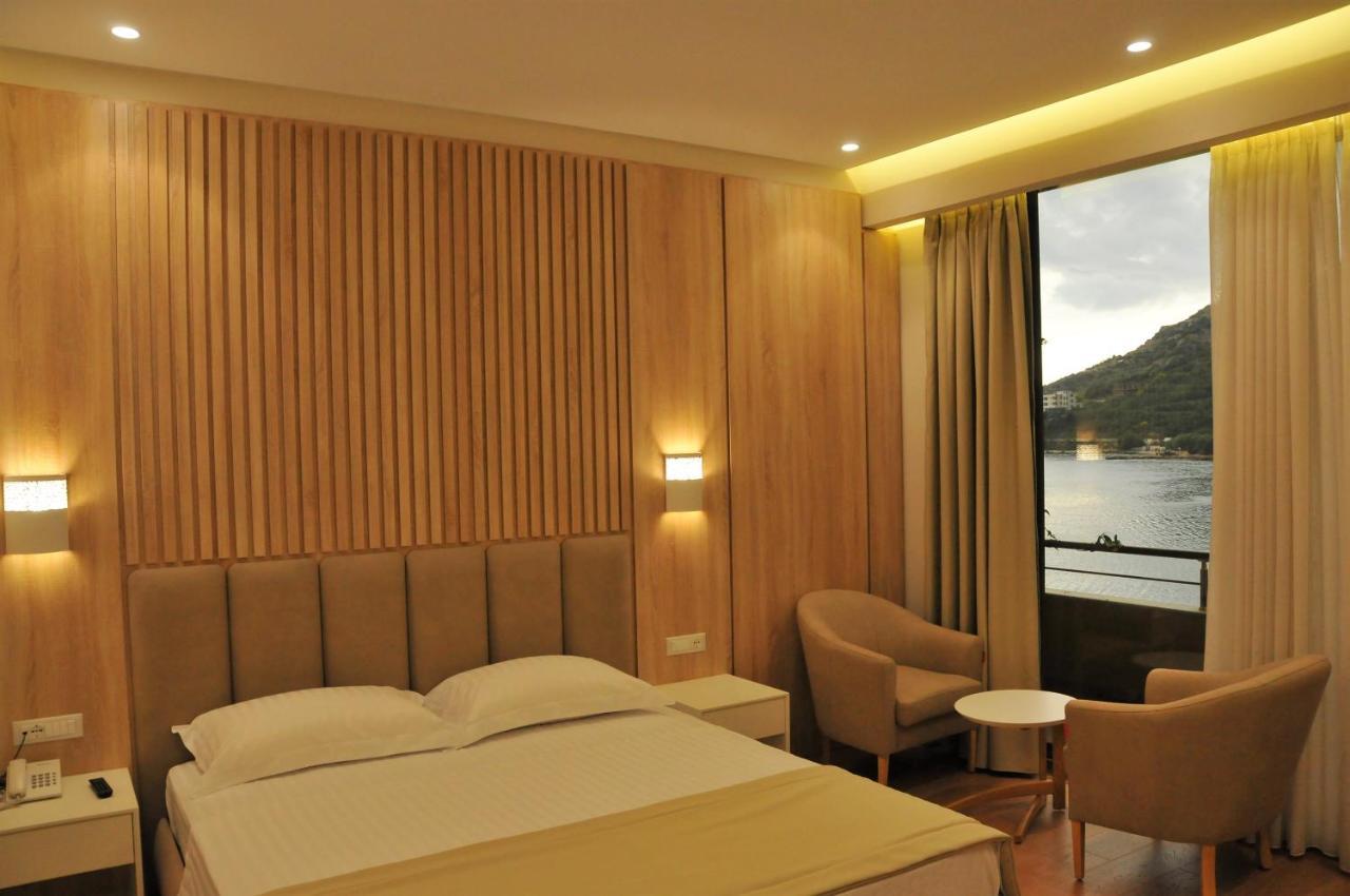 Paradise Beach Hotel ราดฮีมือ ภายนอก รูปภาพ
