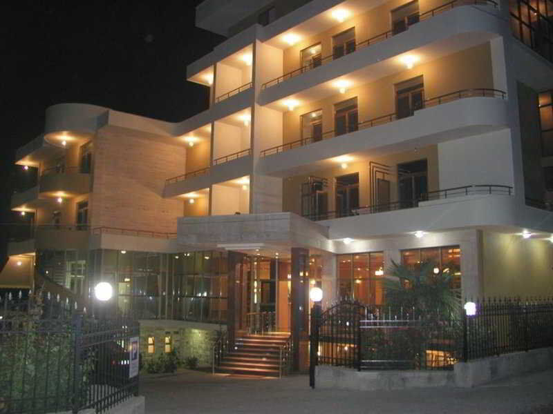 Paradise Beach Hotel ราดฮีมือ ภายนอก รูปภาพ